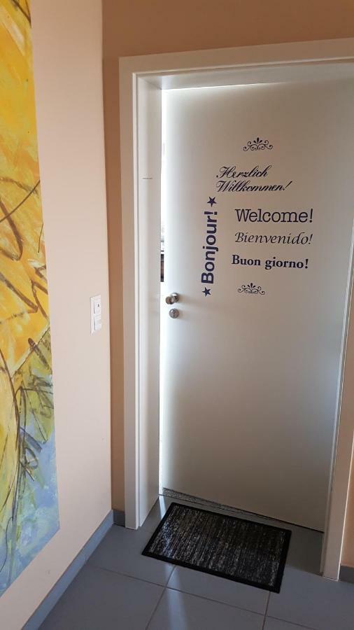 Ferienwohnung Augustin Orscholz Exteriör bild