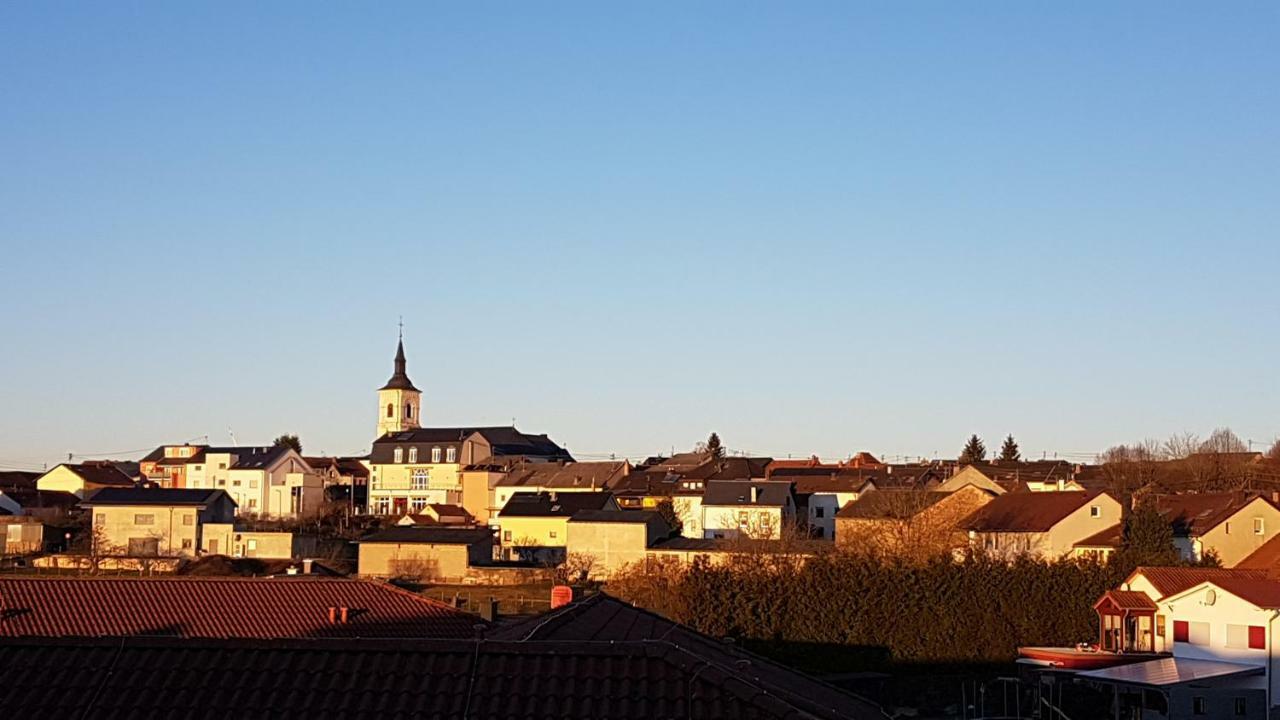 Ferienwohnung Augustin Orscholz Exteriör bild